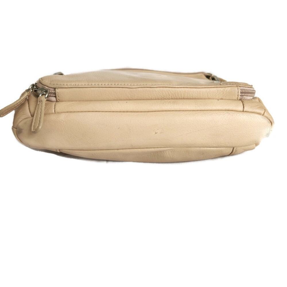 Giani Bernini Women's Beige Leather Messenger Crossbody Bag - Picture 8 of 9